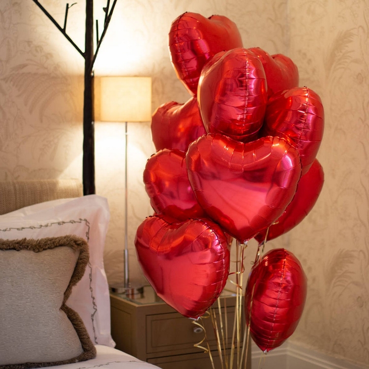 Bunch of Heart Shaped Foil Balloons (12 Pcs)